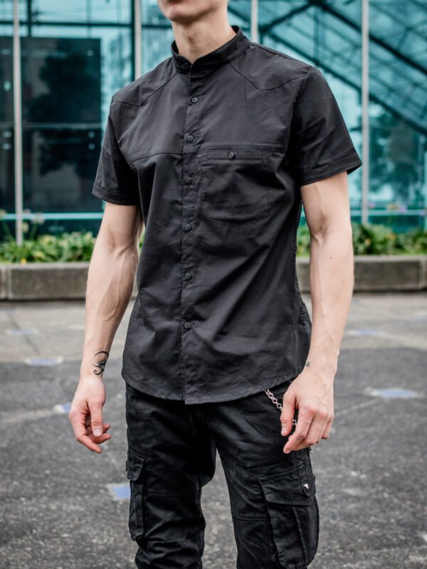 Camisa Black Basic Corta