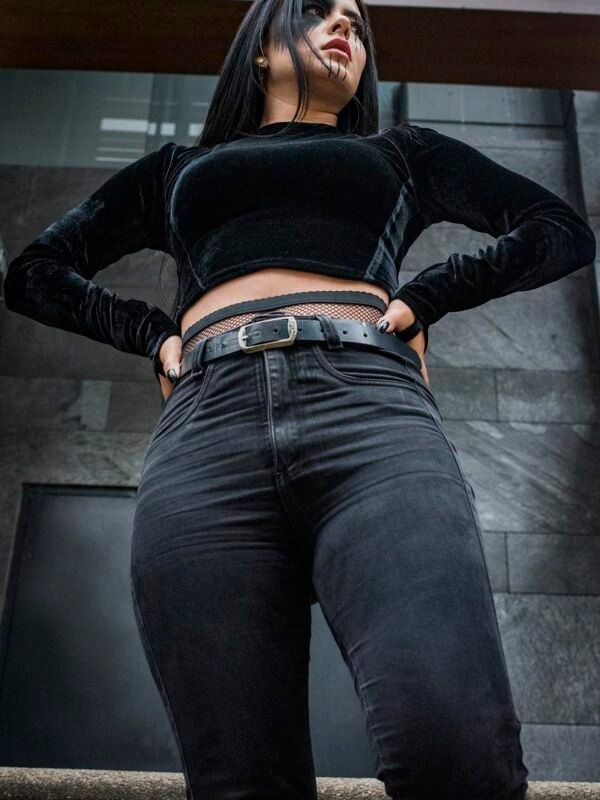 Nina Shirt - Long Sleeved - Black