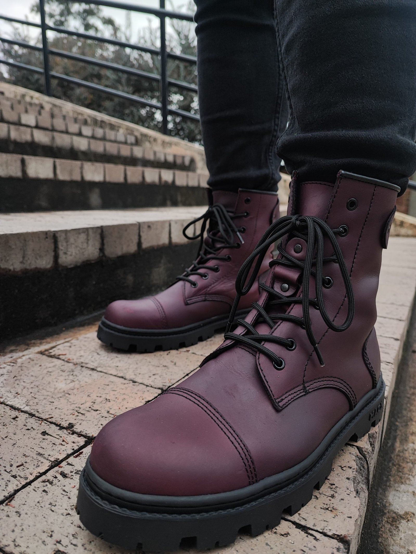 Botas Combat Uva - Imagen 11