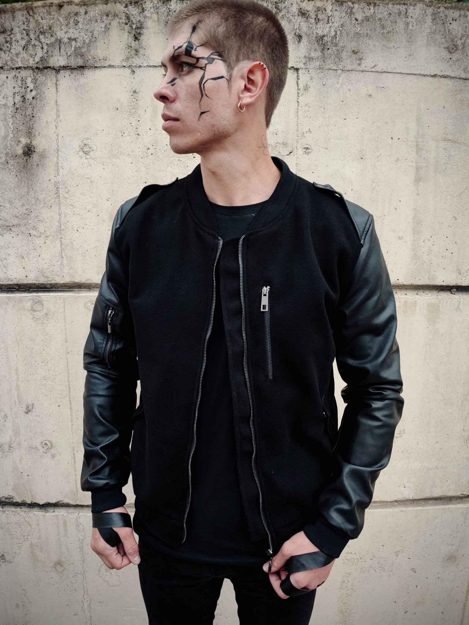 Bomber Praga - Imagen 3