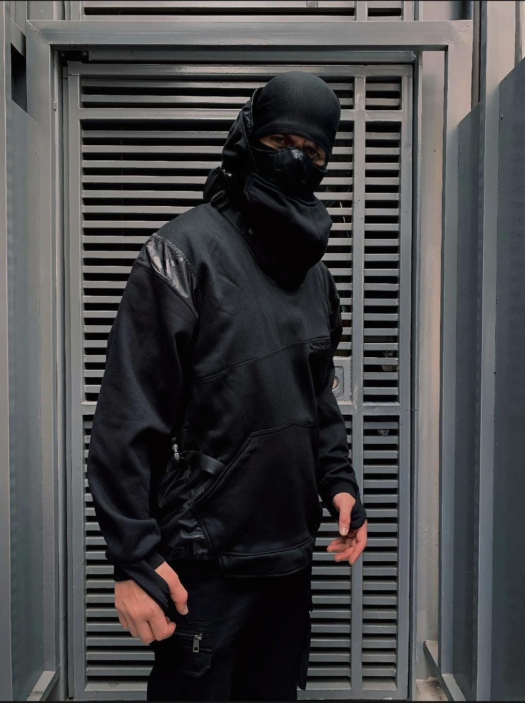 Hoodie Venom - Imagen 13